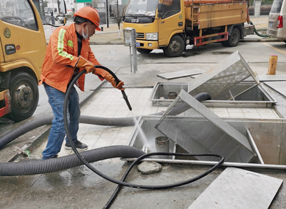 冯坡镇隔油池清理